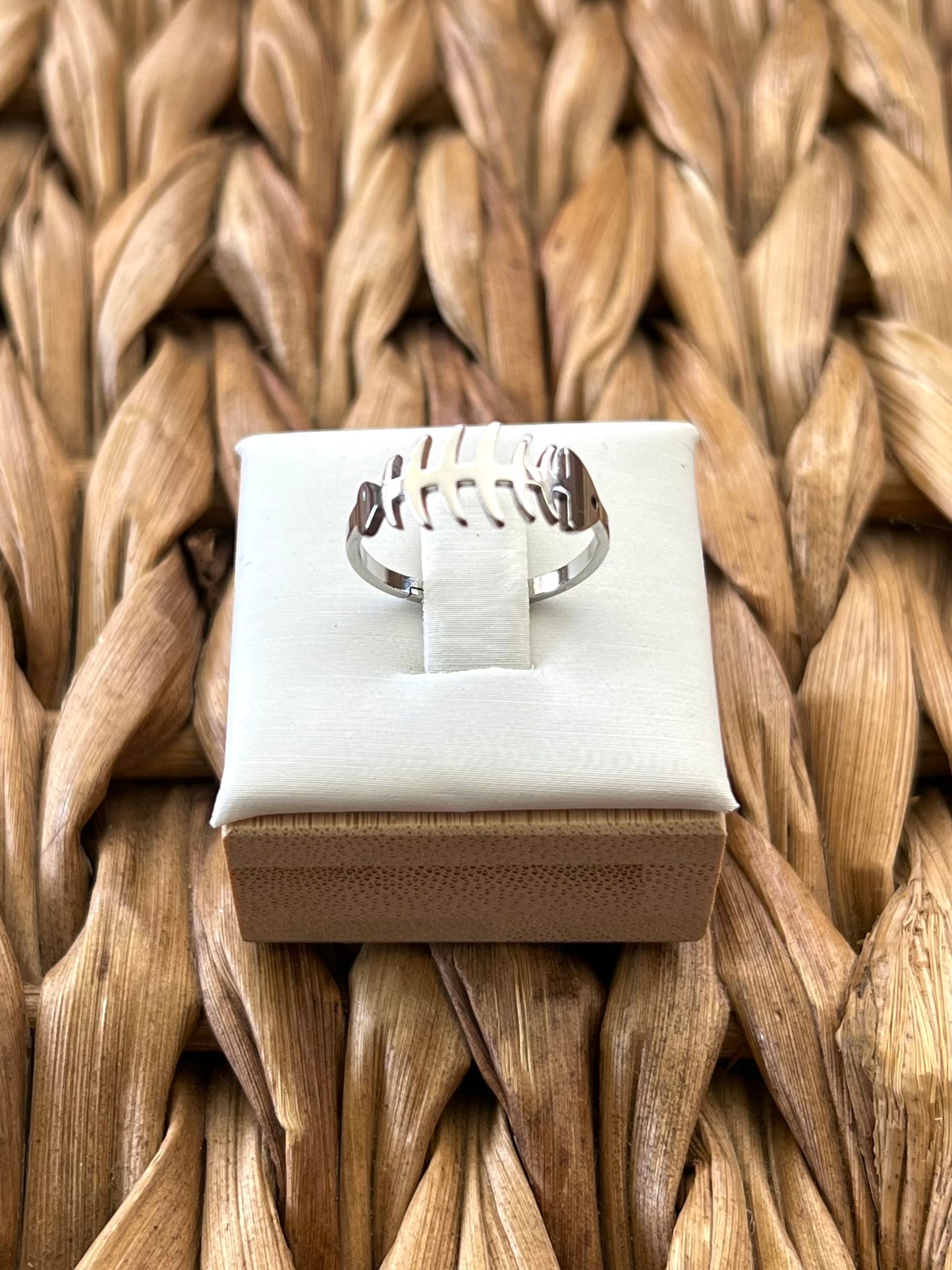 Fishbone Ring - Silver