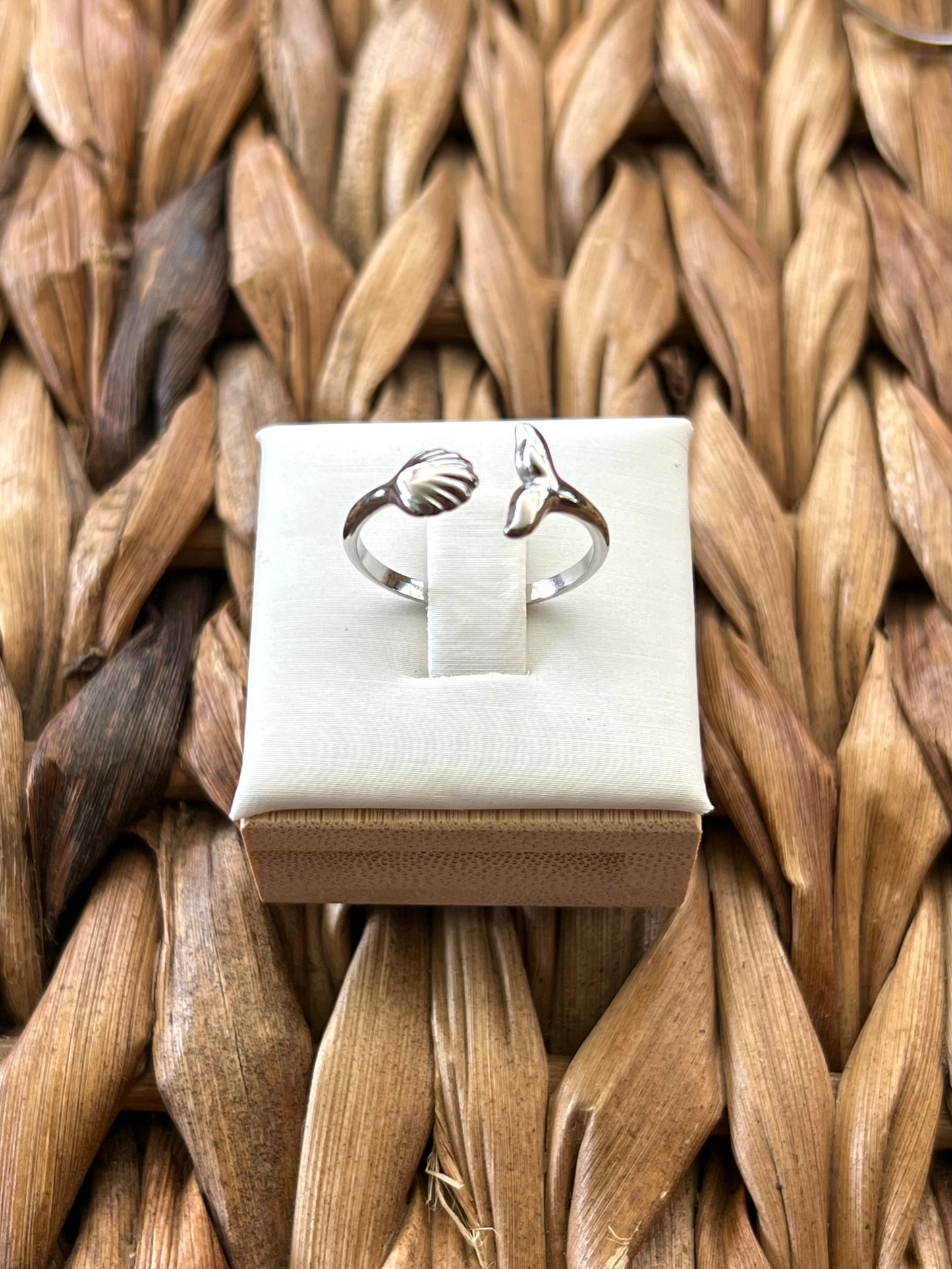 Whale Tail Ring - Silver