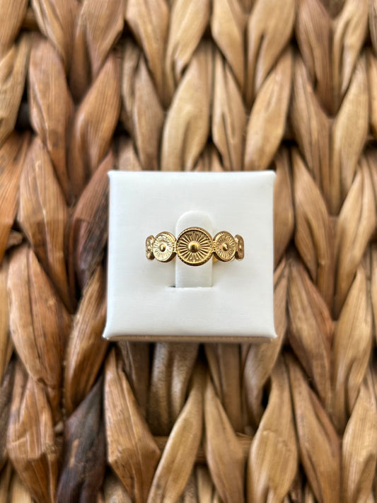 Medallion Ring