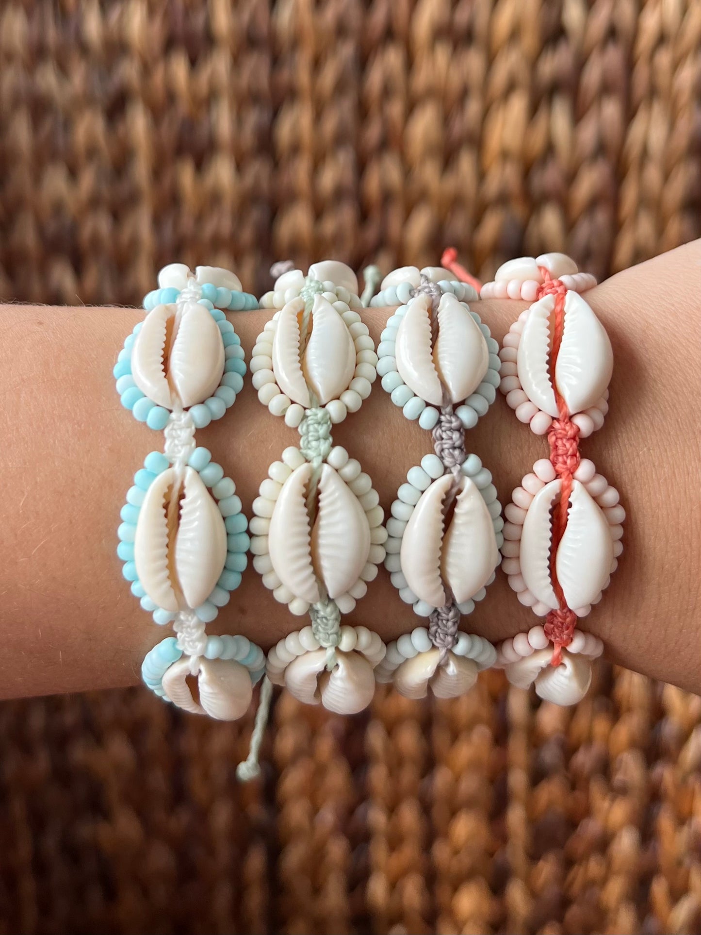 Cowrie Flower Bracelet - Brown