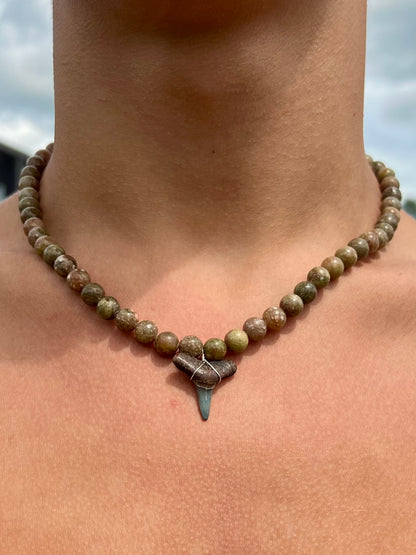 Chunky Shark Tooth Necklace - Green