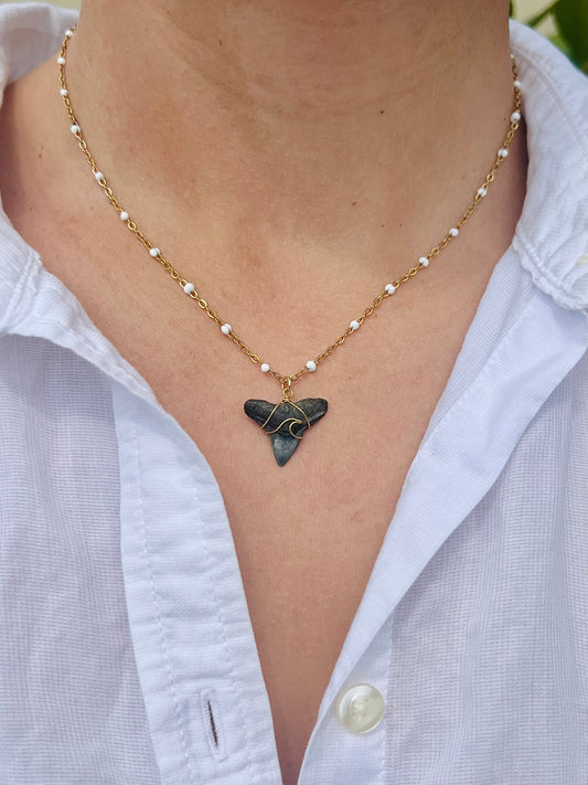 Wave Shark Tooth Necklace - White